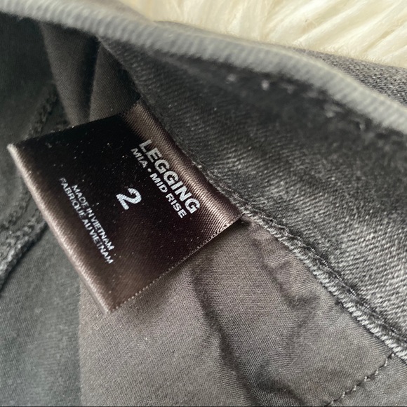 EXPRESS Mid Rise Ripped Jeans - Picture 4 of 5